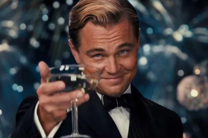Leo invites